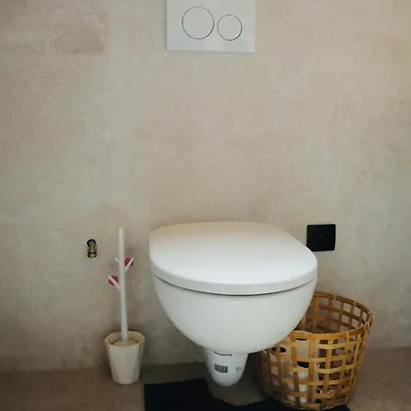 Li Li Et Rose - Avec Jacuzzi Privatif Πανσιόν